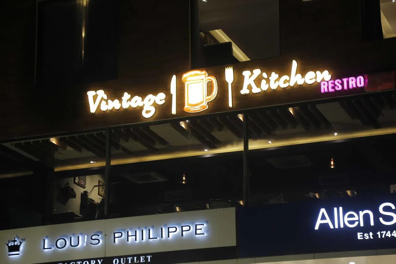 Hotel Vintage Zirakpur Chandigarh Panchkula 4*,
