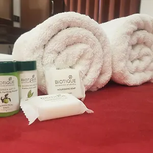 2* Hotel White Palace